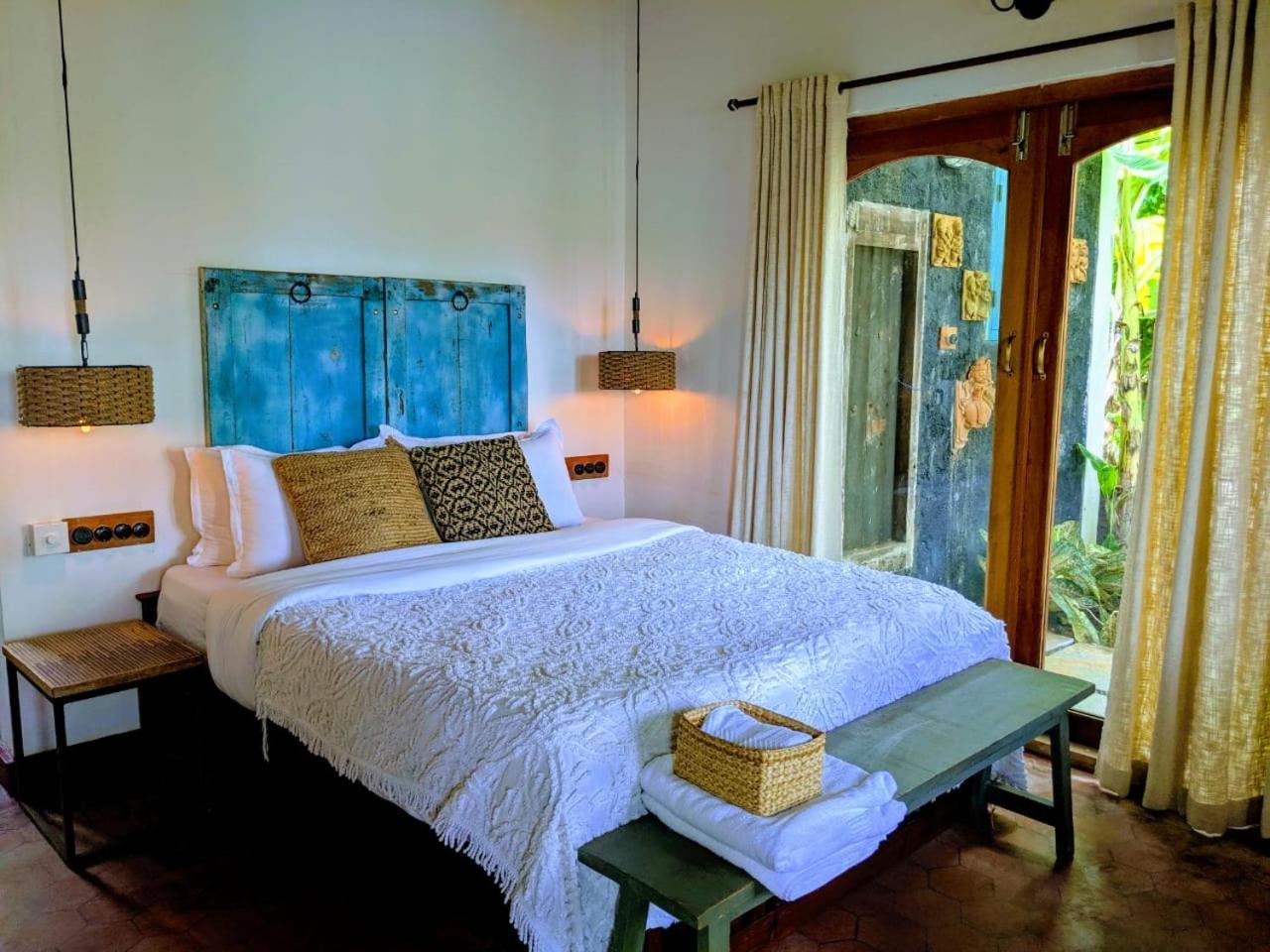 Sunsets And Palm Trees Bed & Breakfast Alappuzha Luaran gambar