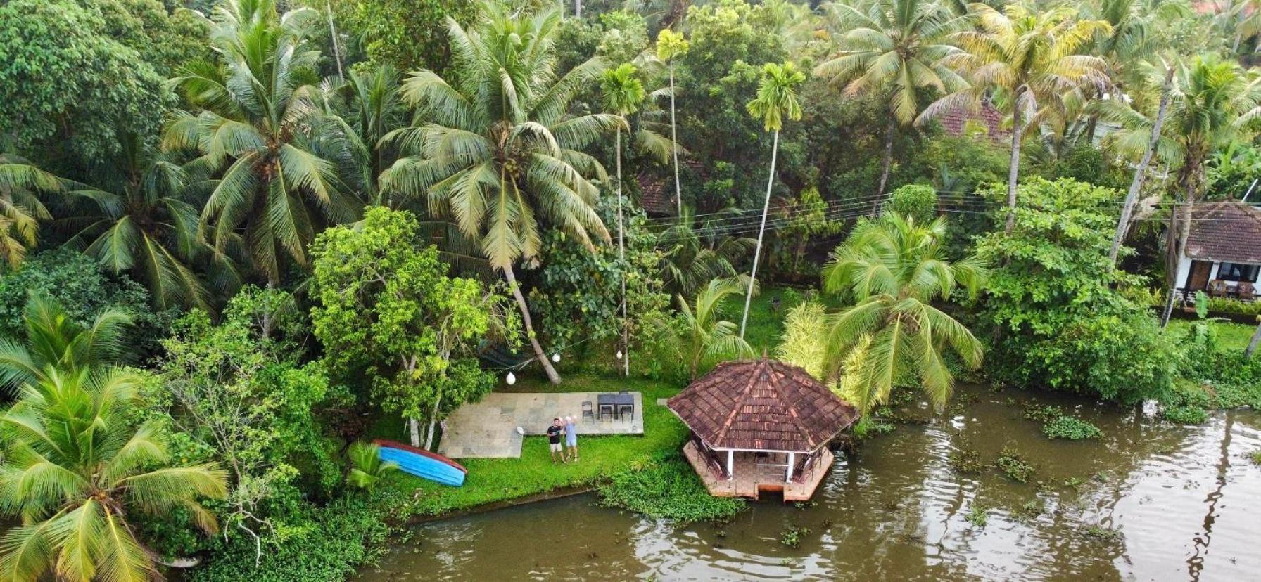 Sunsets And Palm Trees Bed & Breakfast Alappuzha Luaran gambar